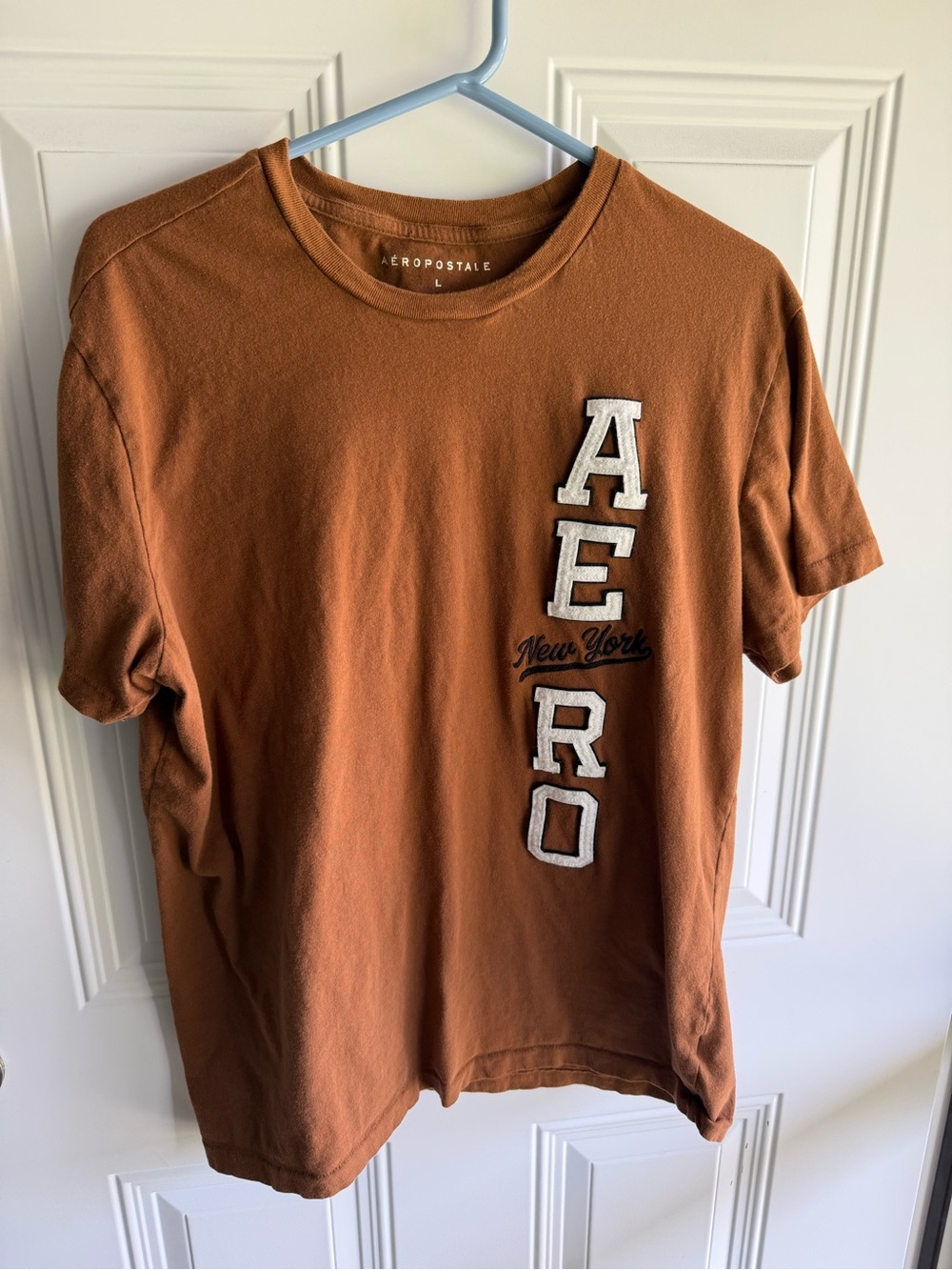 Aeropostale womens Short Sleeve Graphic Tee size large
